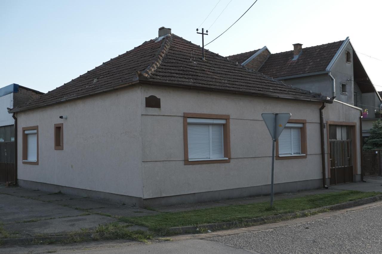 Appartamento Nikodijevic Vrsac Esterno foto