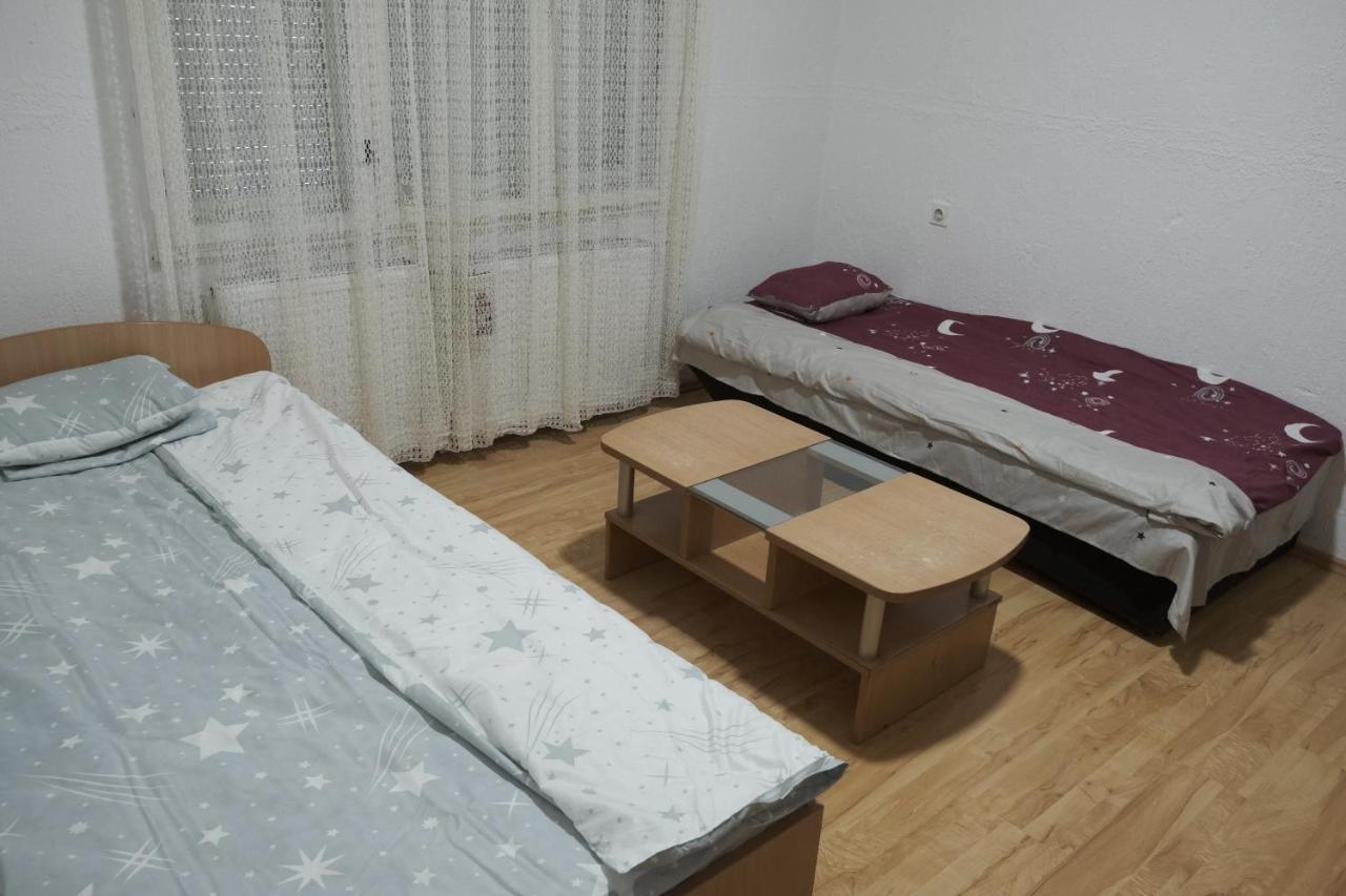 Appartamento Nikodijevic Vrsac Esterno foto